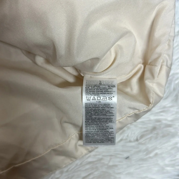 Old Navy Oversized Ivory Puffer Jacket Sz L - Picture 8 of 9